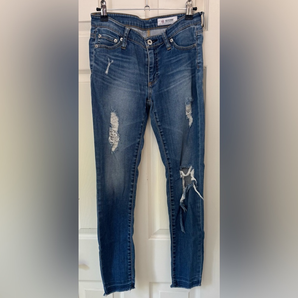 AG Super Skinny Stretch "The Legend" Denim pair of Pants - Excellent Condition
